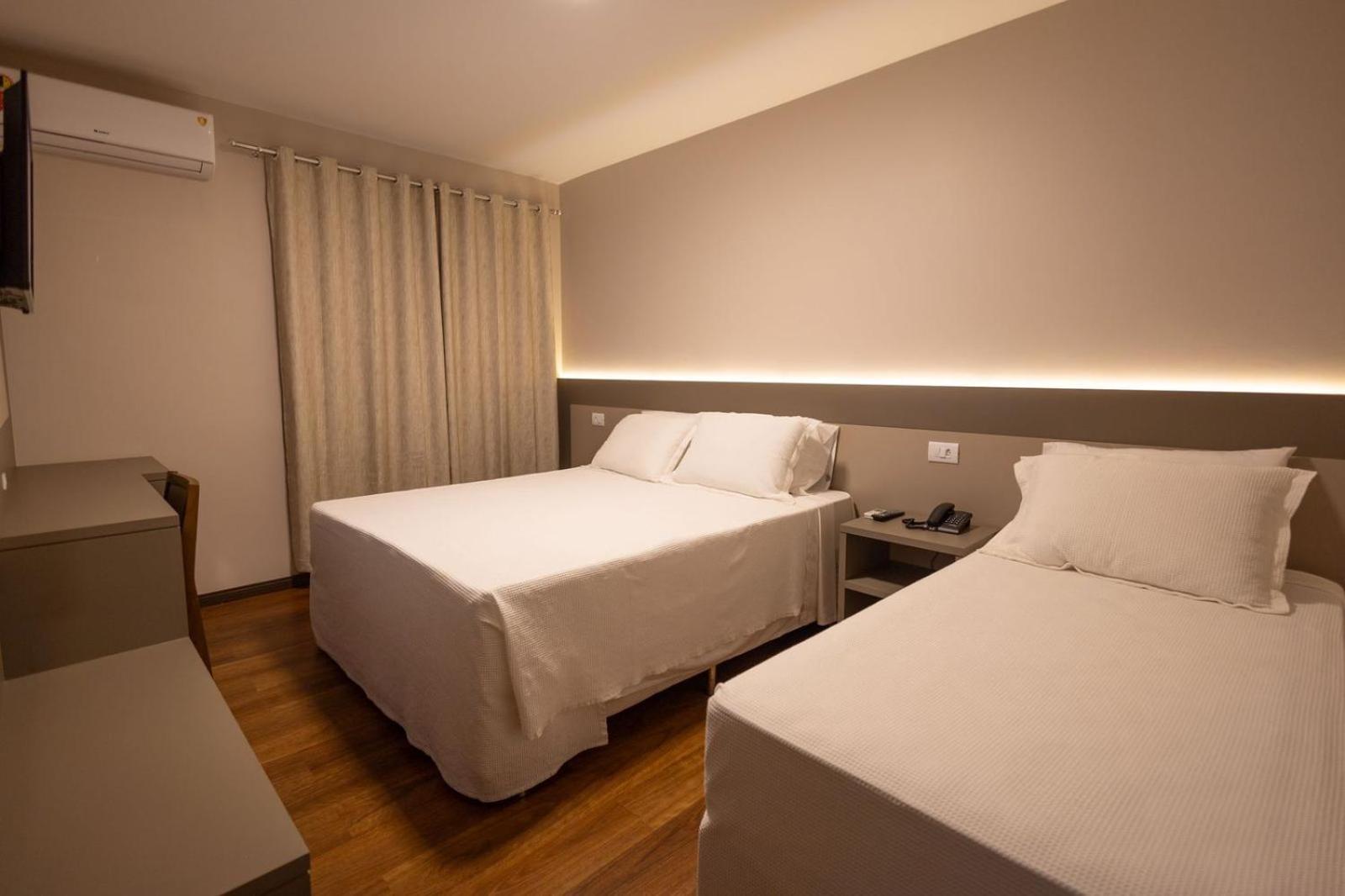 Safa Hotel Foz Фос ду Игуасу Екстериор снимка