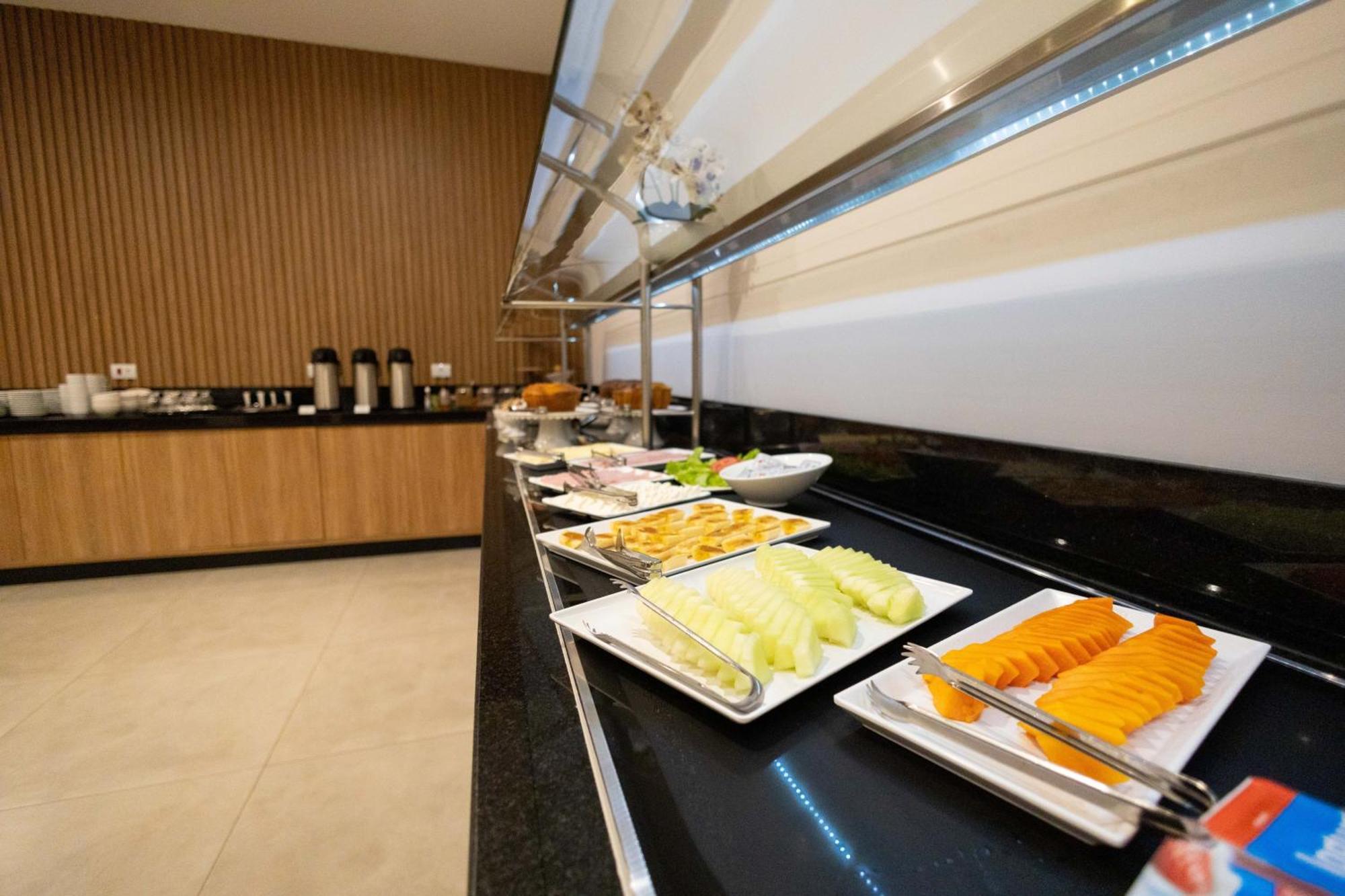 Safa Hotel Foz Фос ду Игуасу Екстериор снимка